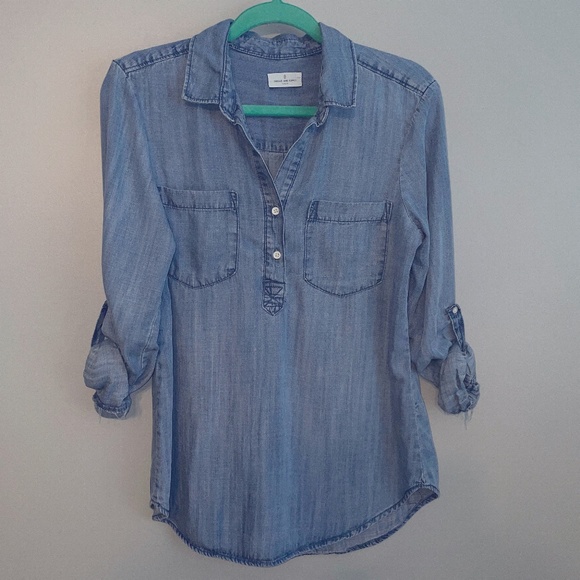 Thread & Supply Tops - EUC Thread & Supply 100% Lyocell Denim Sandblast Adjustable Sleeve Top Small